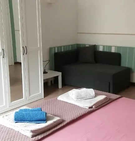 Casa San Crispino, Boccetta. *